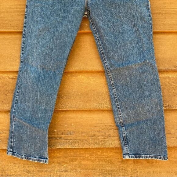 Vintage Wrangler Y2K Regular Fit Lightly Distressed and Faded Loose Fit Jeans - Picture 5 of 12